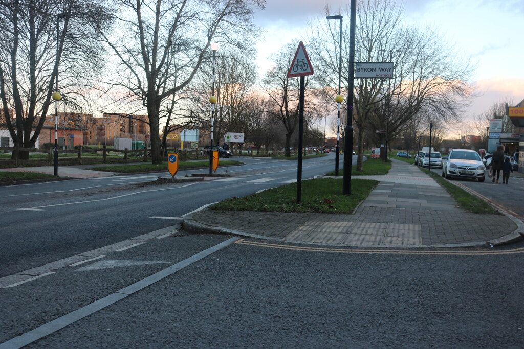 Driving lessons in Greenford UB6