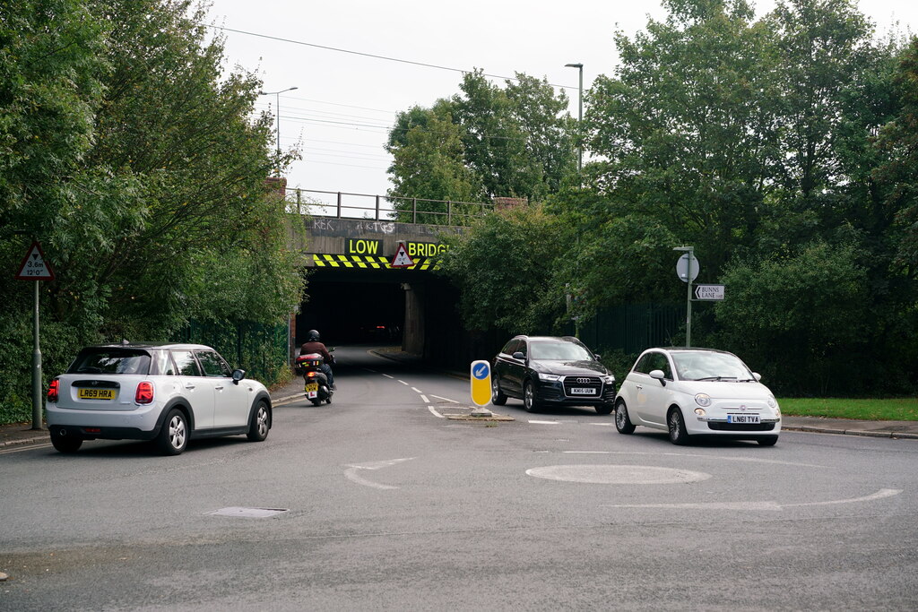 Driving lessons in Mill Hill NW7