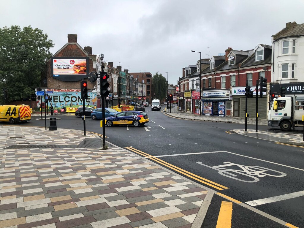 Driving lessons in Wealdstone HA3